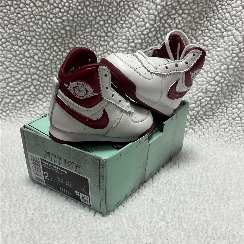 Nike Kids White and Burgundy Sneakers